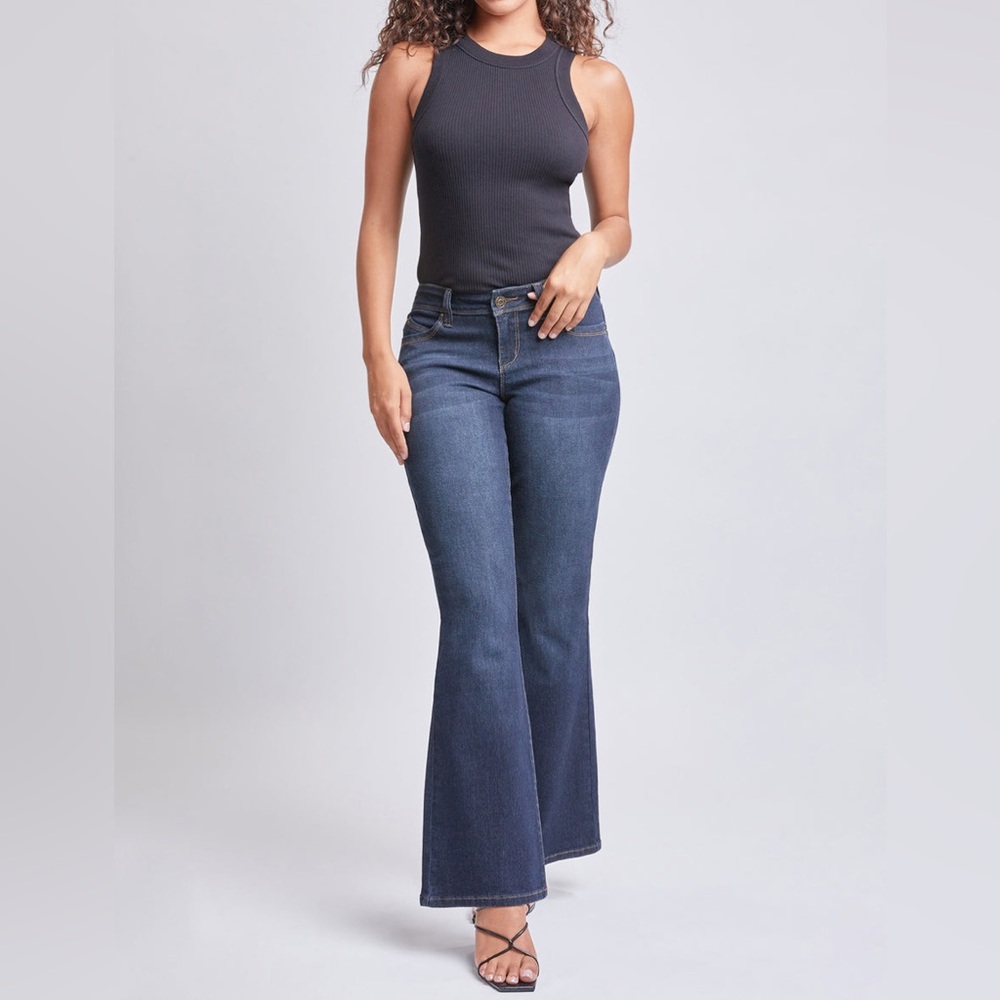 YMI WannaBettaButt Y2K low rise flare leg dark wash juniors 9 denim stretch EUC